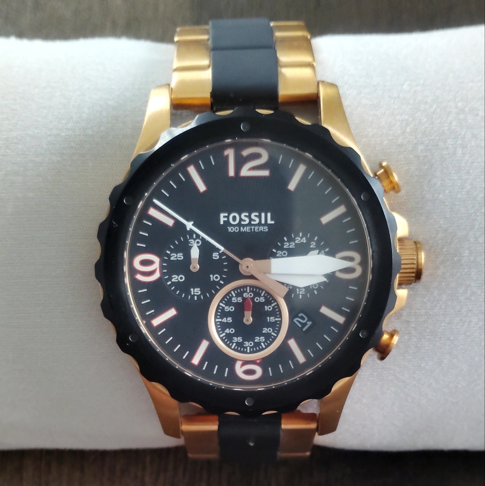 Fossil (JR1500) Rose Gold and Black Chronograph Nate Watch